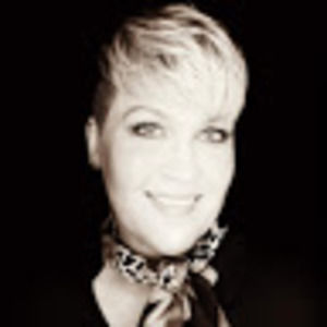 Meet your Posher, Traci